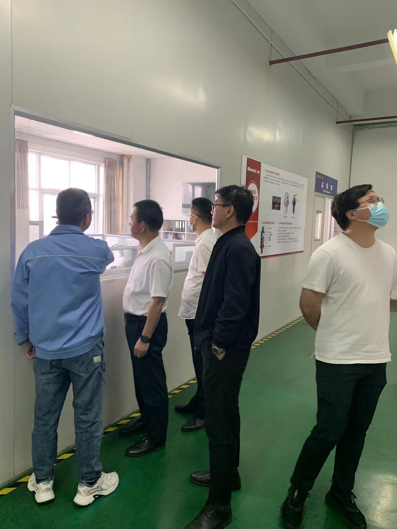 Kinijos statybos trečiasis skaitmeninės inžinerijos įmonės biuras aplankė Senexą